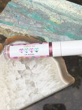 Aminnah Pink Shimmer Lip Gloss - Hydrating Sheen
